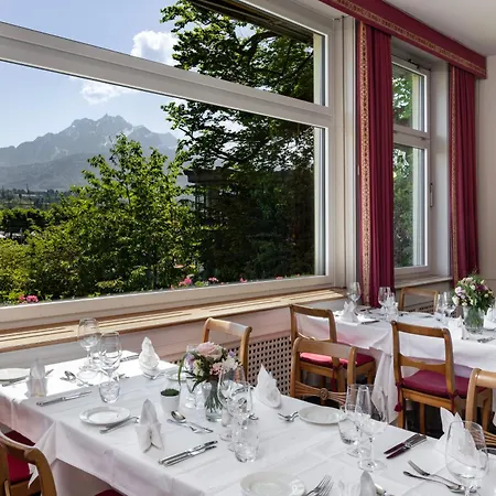 Grand Europe Hotel 4*