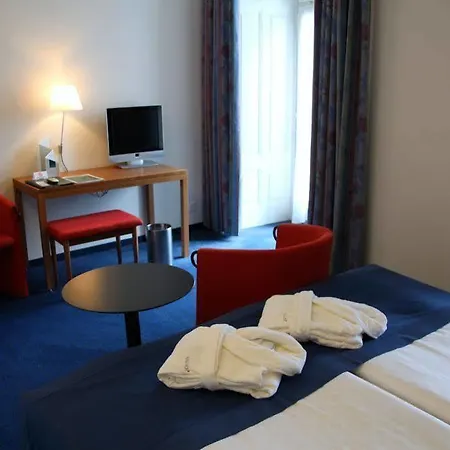 Отель Grand Europe 4*